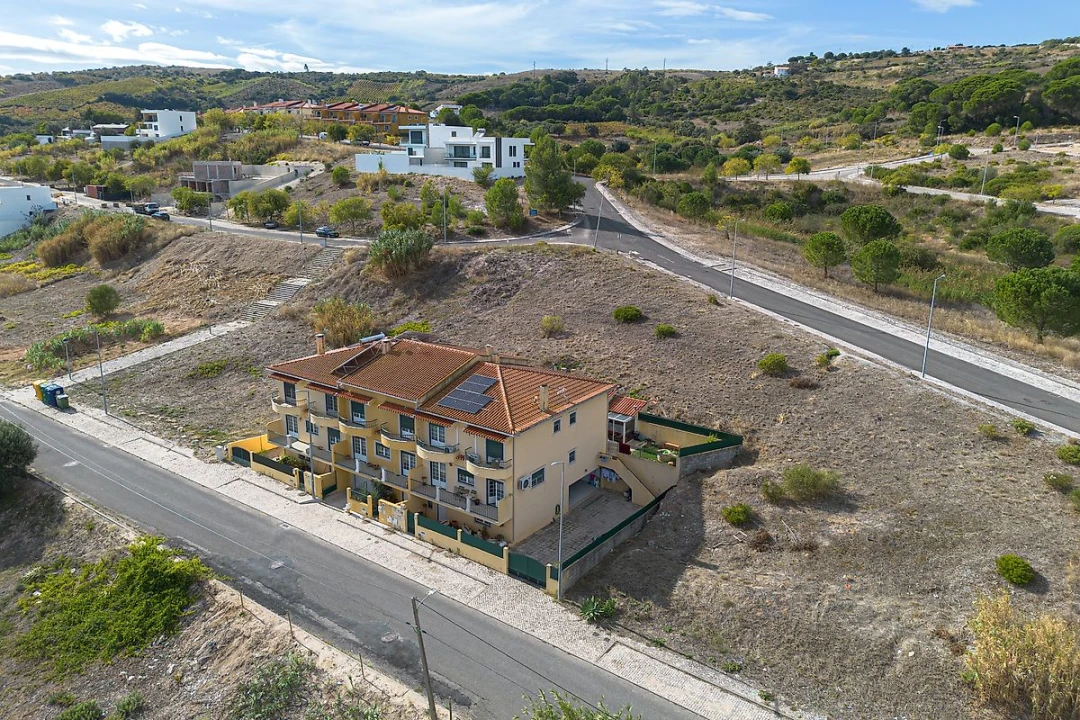 Moradia T5 para Venda em Alenquer (Santo Estêvão e Triana) Foto 31