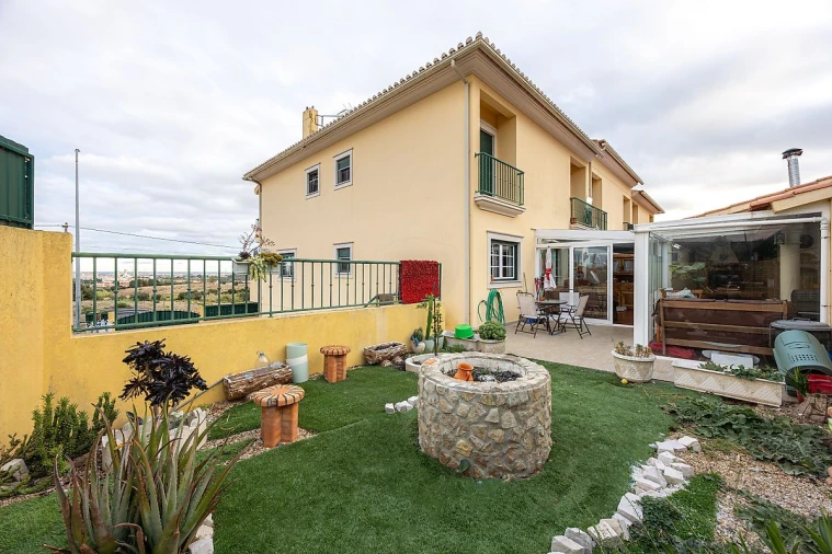 Moradia T5 para Venda em Alenquer (Santo Estêvão e Triana) Foto 24