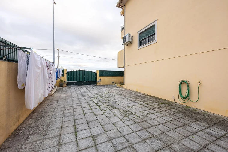 Moradia T5 para Venda em Alenquer (Santo Estêvão e Triana) Foto 28