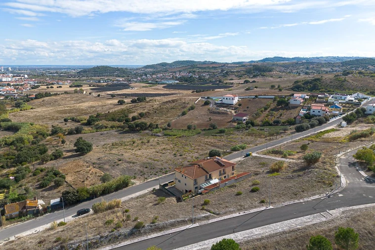 Moradia T5 para Venda em Alenquer (Santo Estêvão e Triana) Foto 34