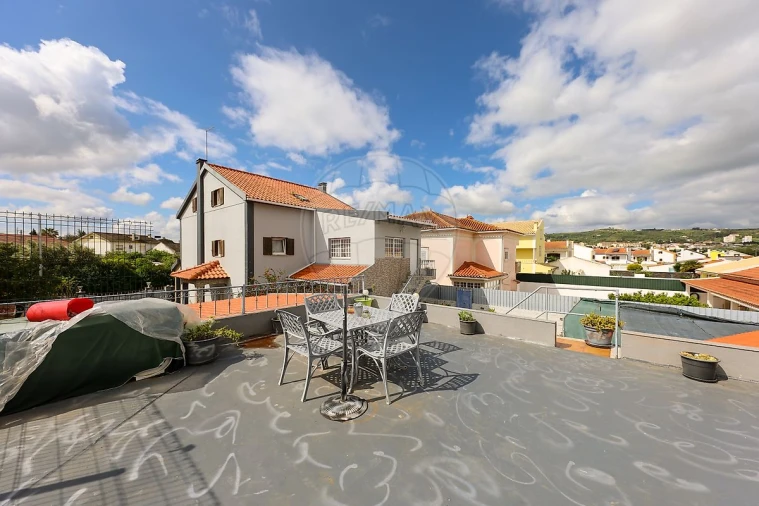 Moradia T4 para Venda em Alenquer (Santo Estêvão e Triana) Foto 43