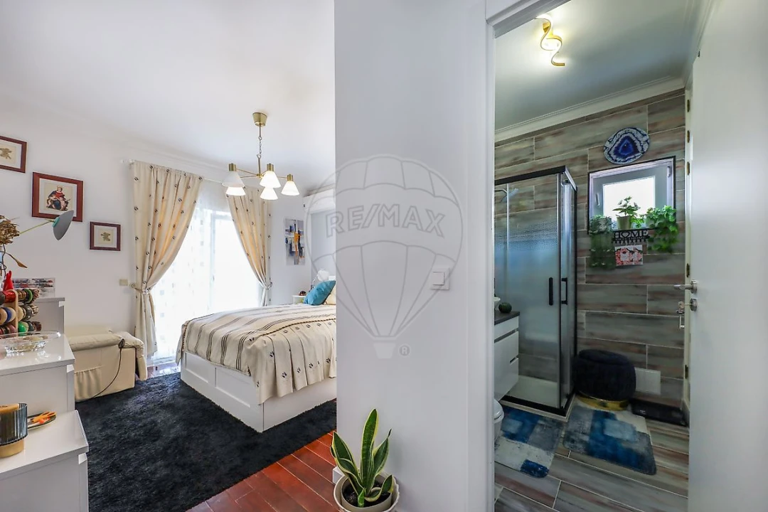 Moradia T4 para Venda em Alenquer (Santo Estêvão e Triana) Foto 25