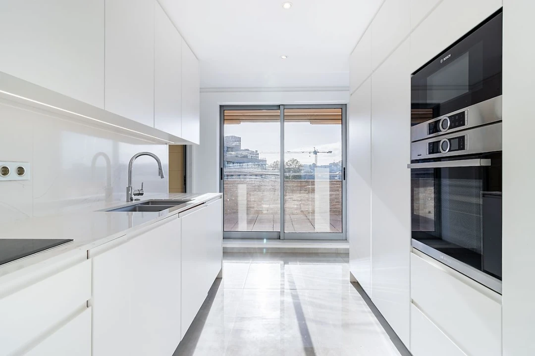 Apartamento T5 para Venda em Paranhos Foto 14