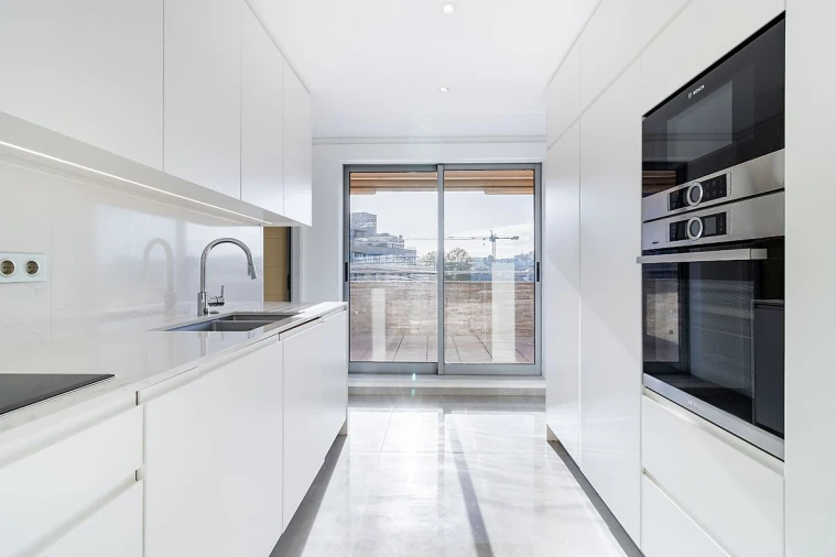 Apartamento T5 para Venda em Paranhos Foto 14