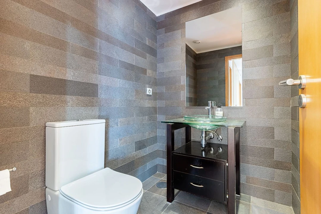 Apartamento T5 para Venda em Paranhos Foto 5