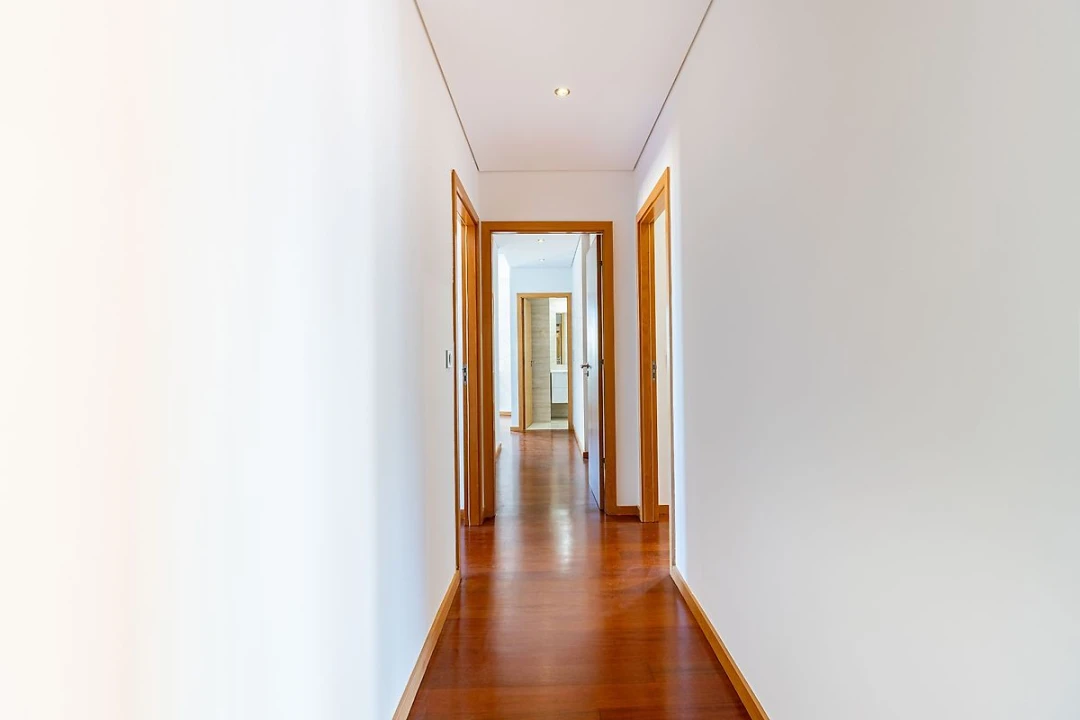 Apartamento T5 para Venda em Paranhos Foto 25