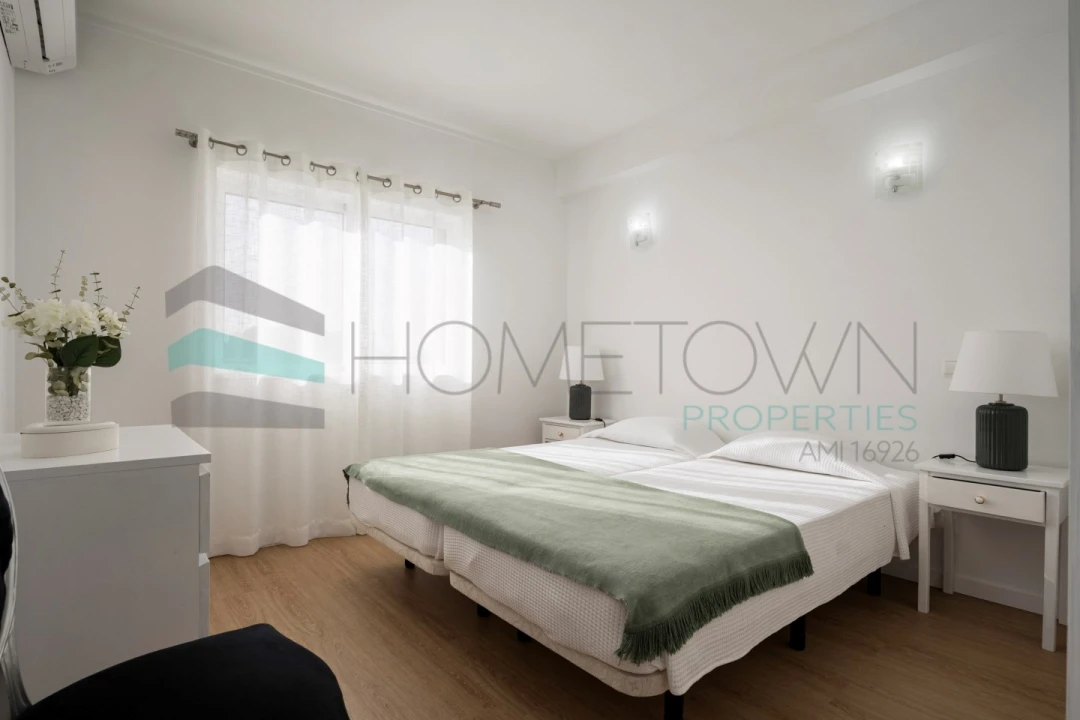 Apartamento T2 para Venda em Quarteira Foto 11