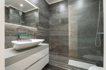 Apartamento T2 para Venda em Quarteira