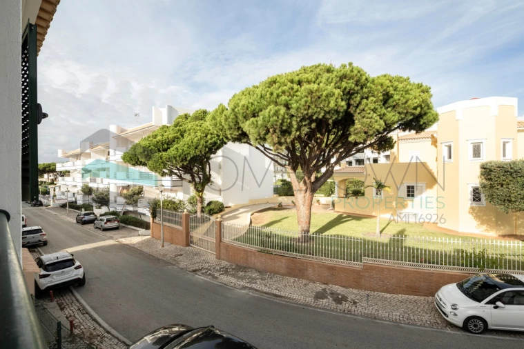 Apartamento T2 para Venda em Quarteira Foto 22