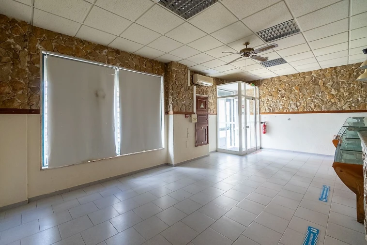 Loja para Venda em Arruda dos Vinhos Foto 8