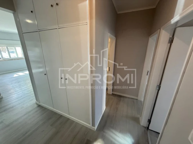 Apartamento T2 para Venda em Oeiras e São Julião da Barra, Paço de Arcos e Caxias Foto 5