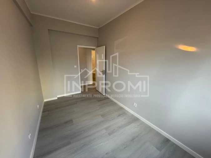 Apartamento T2 para Venda em Oeiras e São Julião da Barra, Paço de Arcos e Caxias Foto 12