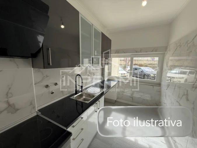 Apartamento T2 para Venda em Oeiras e São Julião da Barra, Paço de Arcos e Caxias Foto 2