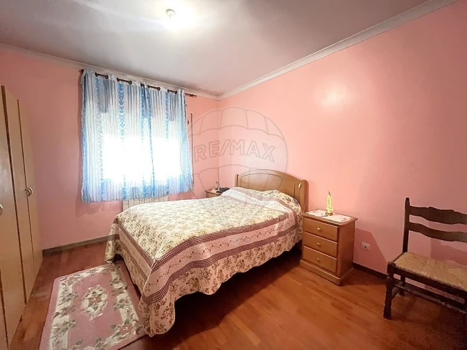 Apartamento T2 para Venda em Pombal Foto 11