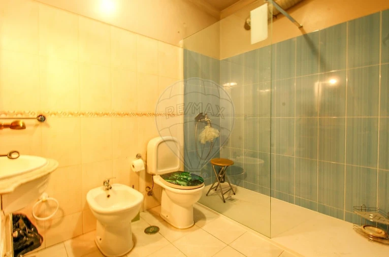 Apartamento T2 para Venda em Pombal Foto 18