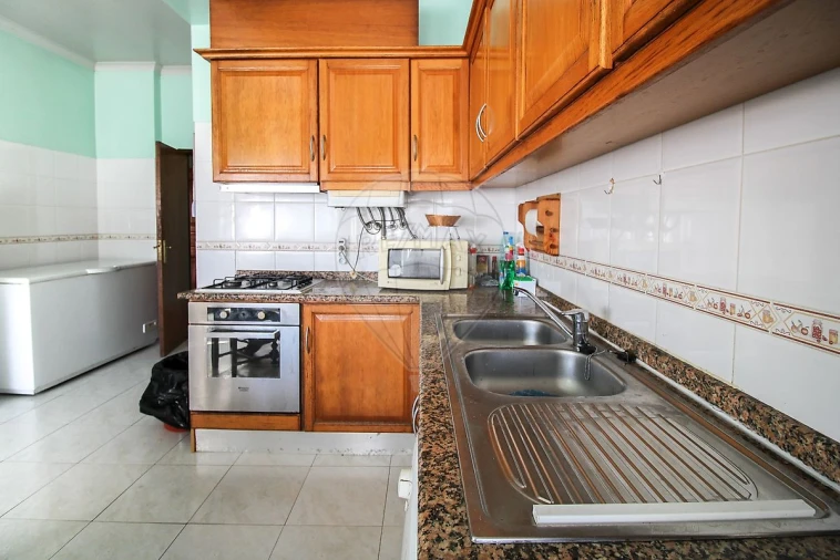 Apartamento T2 para Venda em Pombal Foto 28