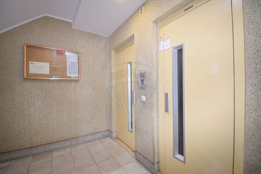 Apartamento T2 para Arrendamento em Cacém e São Marcos Foto 21