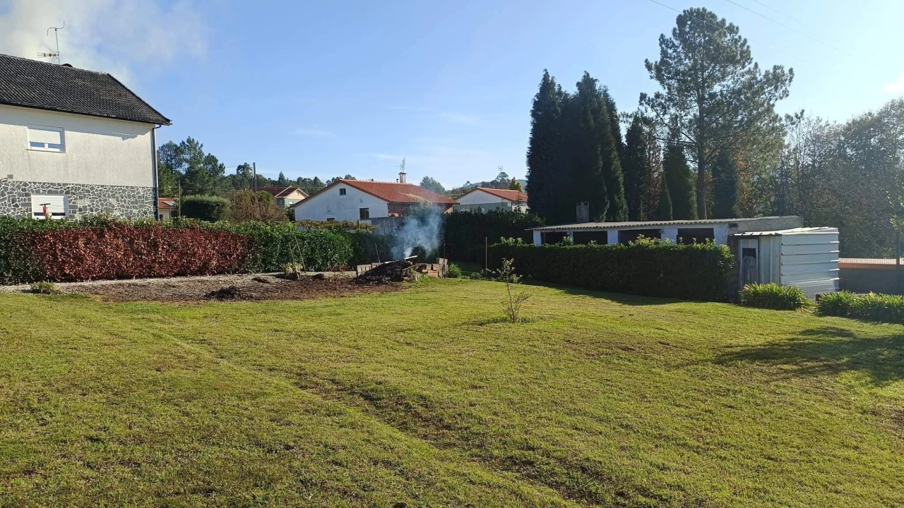 Terreno para Venda em Fragoso Foto 3