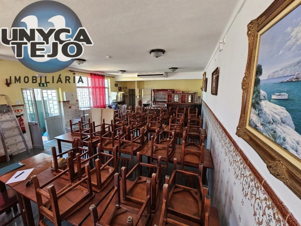 Negócio para Venda em União das Freguesias de Setúbal Foto 1