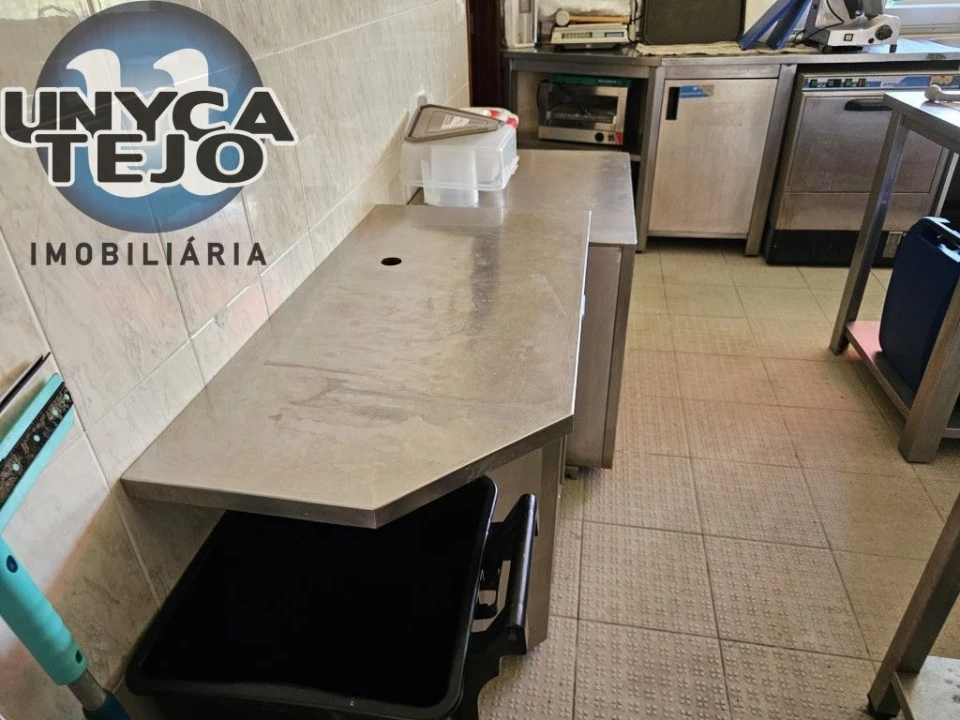 Negócio para Venda em União das Freguesias de Setúbal Foto 43