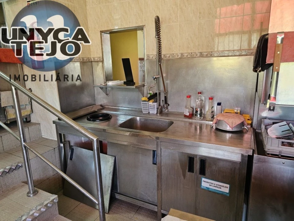 Negócio para Venda em União das Freguesias de Setúbal Foto 47