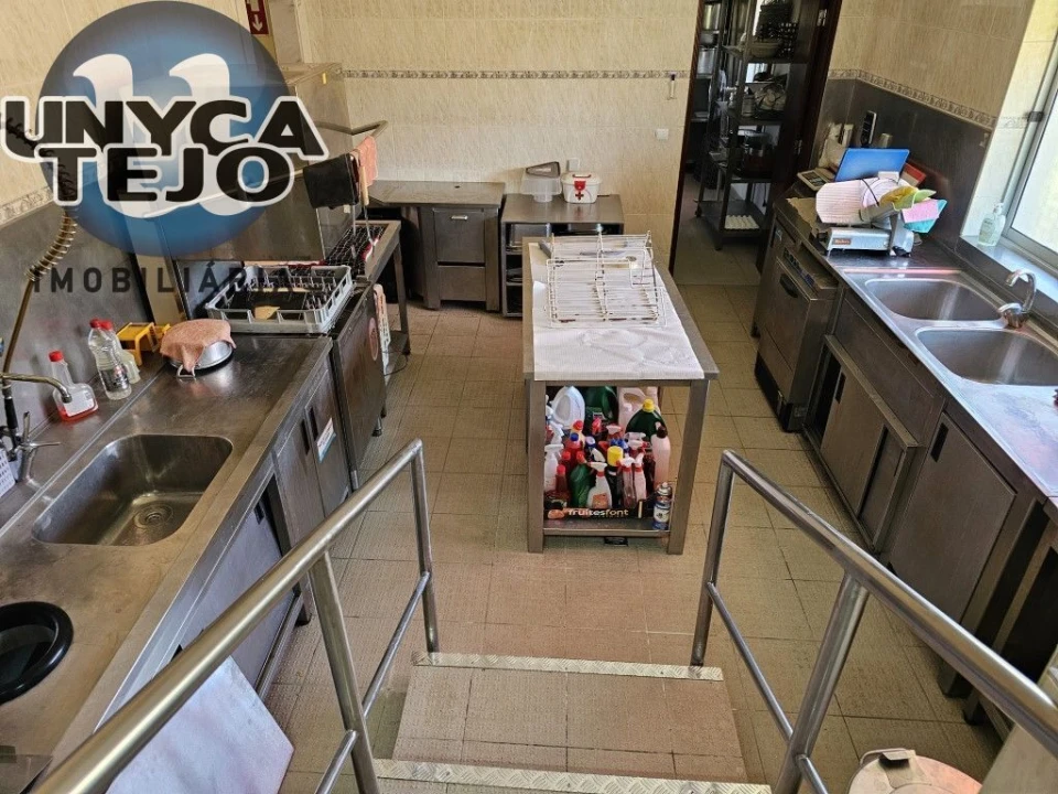Negócio para Venda em União das Freguesias de Setúbal Foto 50