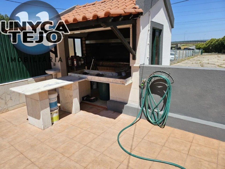 Negócio para Venda em União das Freguesias de Setúbal Foto 9