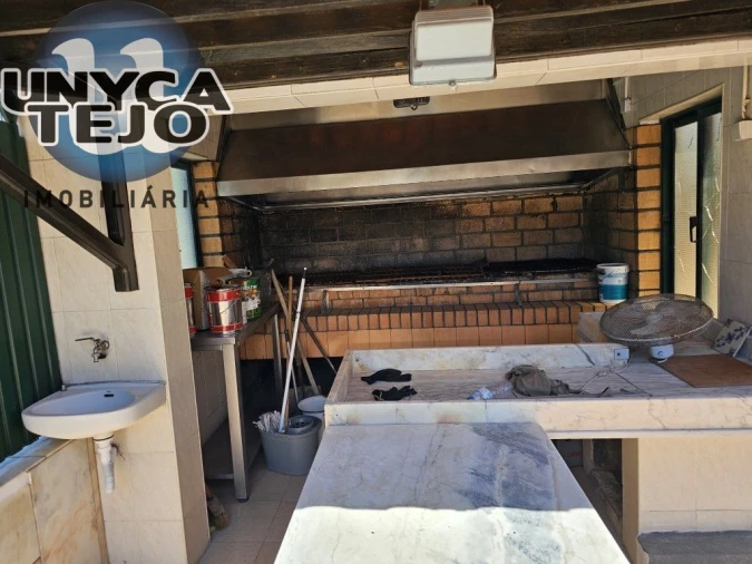 Negócio para Venda em União das Freguesias de Setúbal Foto 3