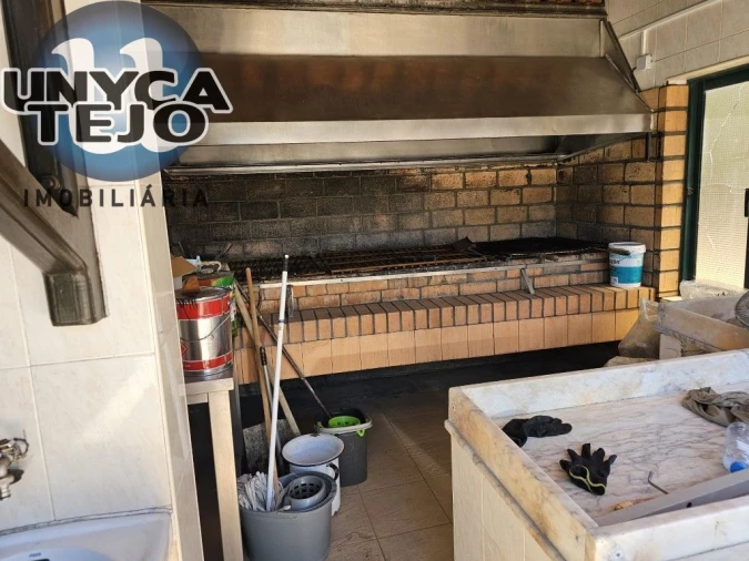 Negócio para Venda em União das Freguesias de Setúbal Foto 4