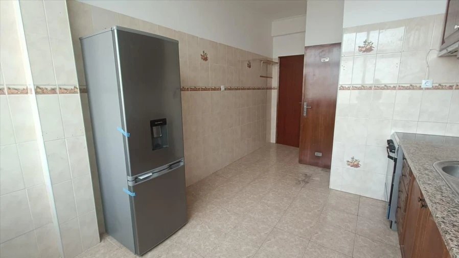 Apartamento T2 para Venda em Vila Franca de Xira Foto 8