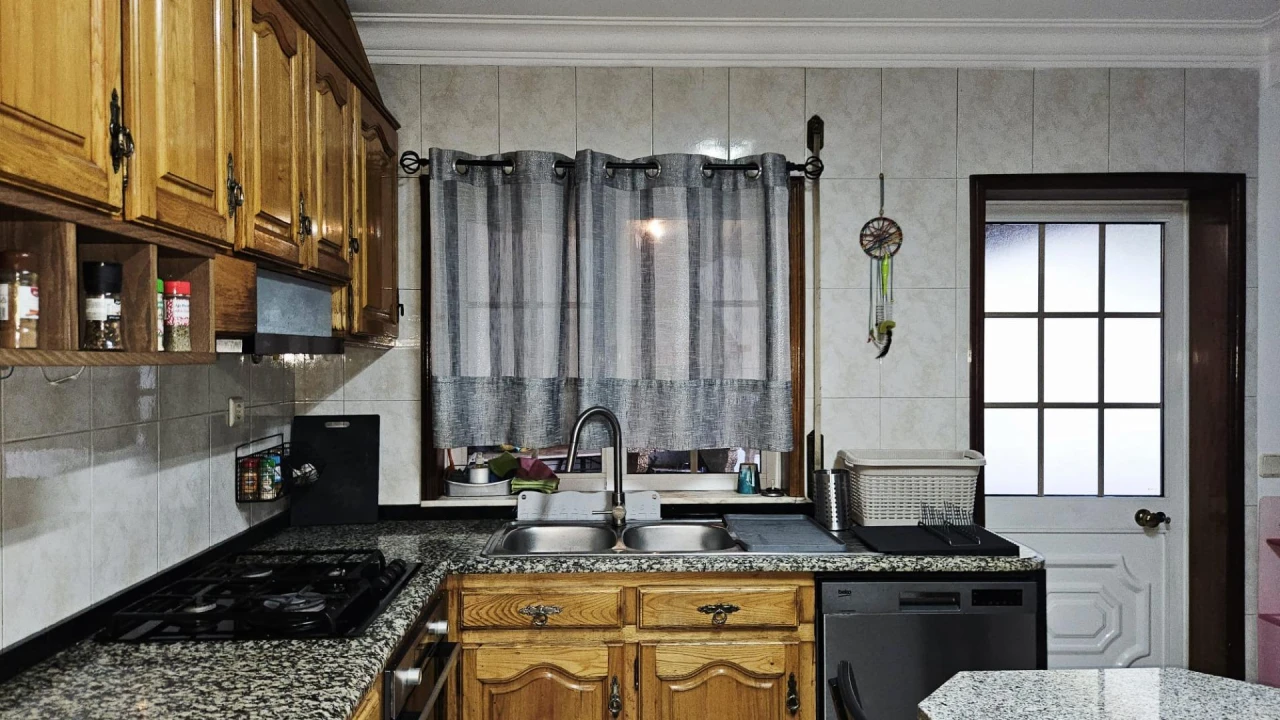 Moradia T4 para Venda em Gondar Foto 5