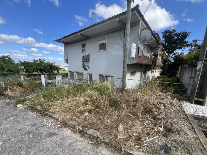 Moradia T10 para Venda em Odivelas Foto 2