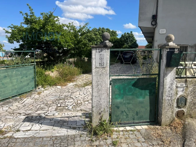 Moradia T10 para Venda em Odivelas Foto 3