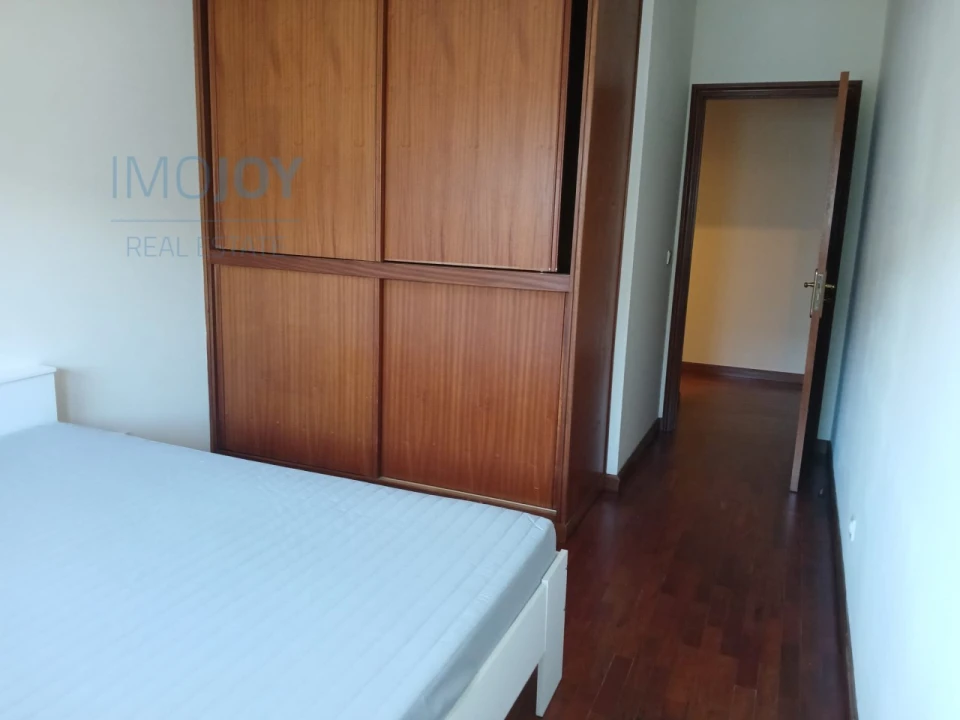 Apartamento T2 para Arrendamento em São Mamede de Infesta e Senhora da Hora Foto 19