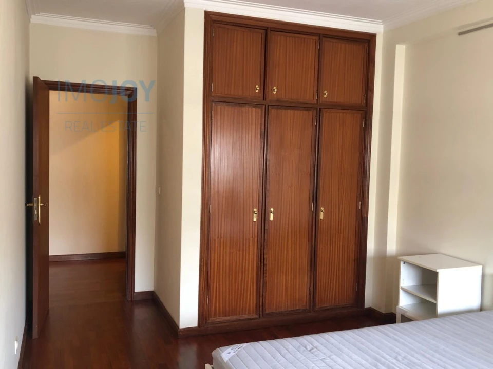 Apartamento T2 para Arrendamento em São Mamede de Infesta e Senhora da Hora Foto 24