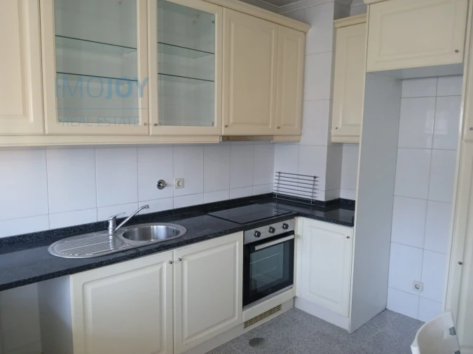 Apartamento T2 para Arrendamento em São Mamede de Infesta e Senhora da Hora Foto 8