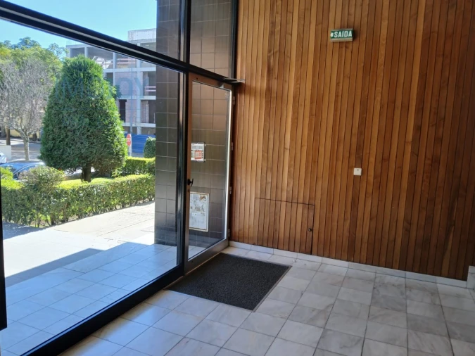 Apartamento T2 para Arrendamento em São Mamede de Infesta e Senhora da Hora Foto 35