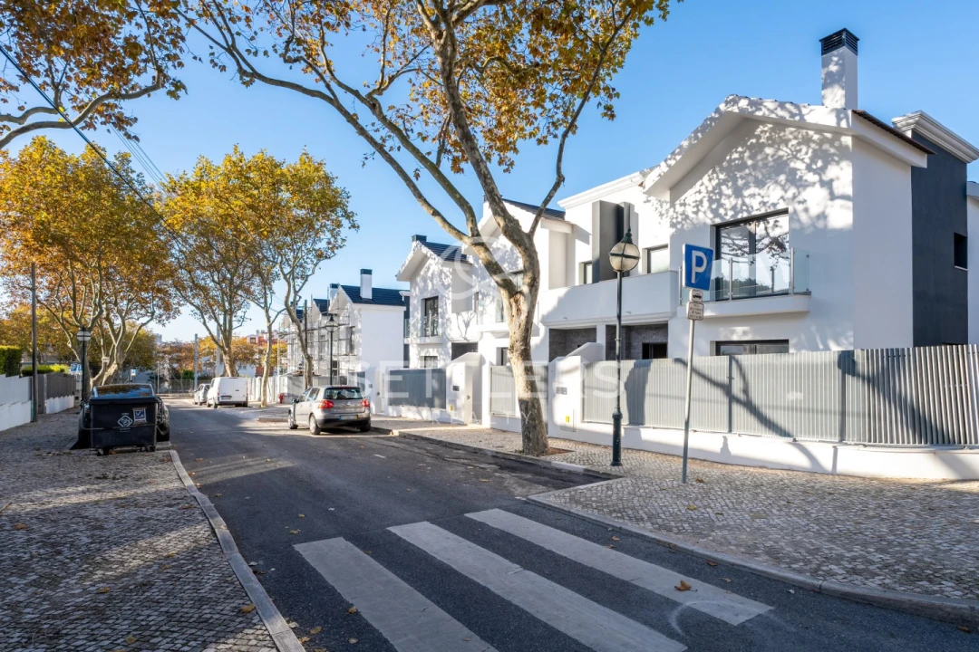 Moradia T4 para Venda em Cascais e Estoril Foto 12