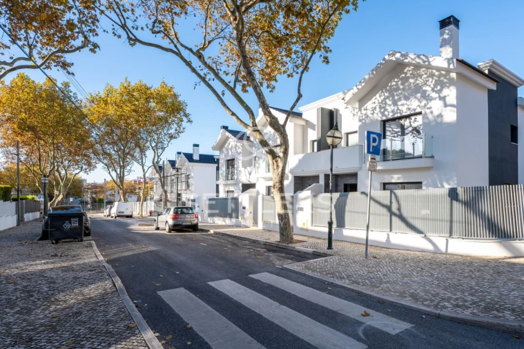 Moradia T4 para Venda em Cascais e Estoril Foto 12