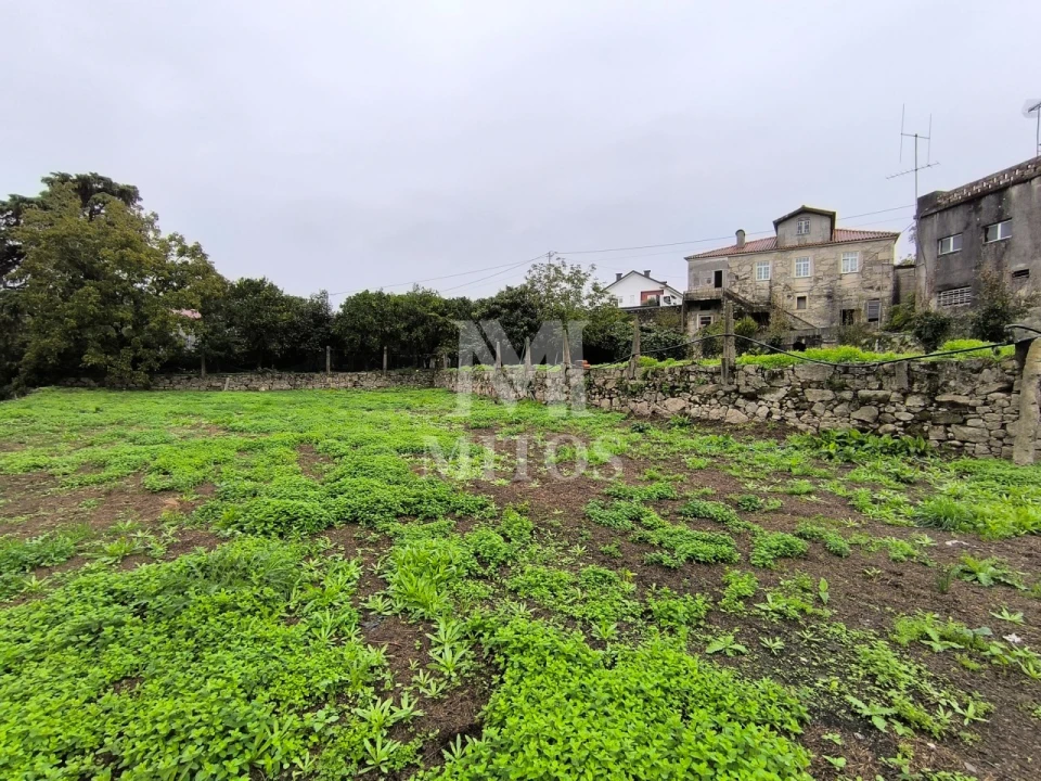 Moradia T4 para Venda em Riba de Ancora Foto 16