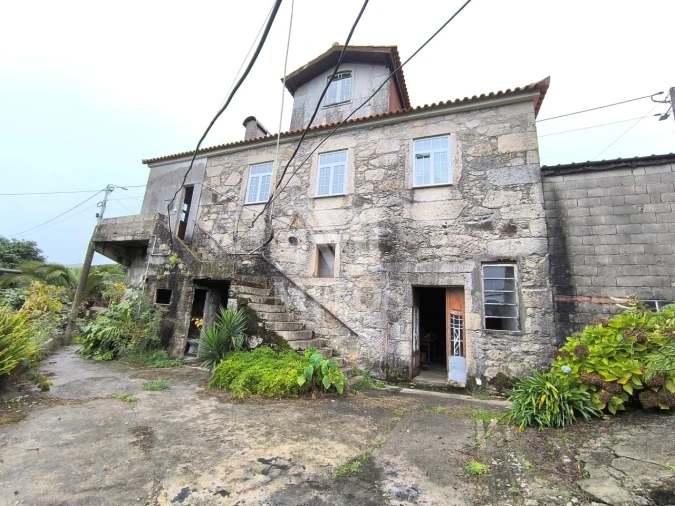 Moradia T4 para Venda em Riba de Ancora Foto 2