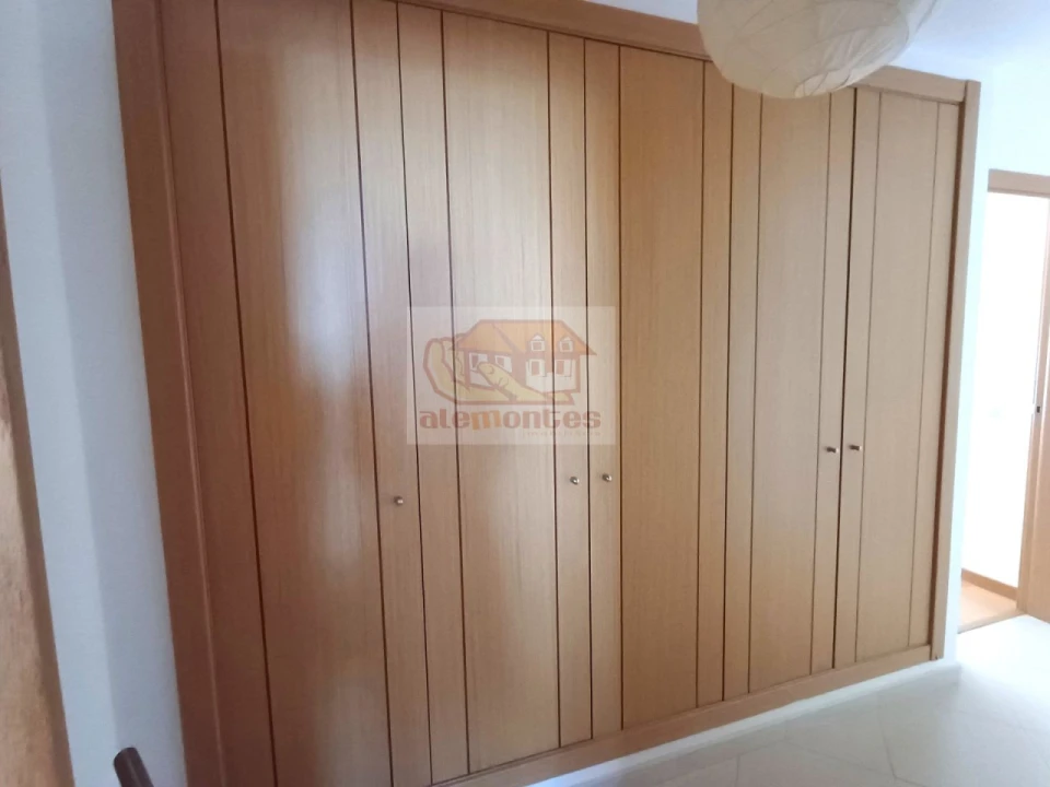 Apartamento T4 para Venda em Grândola e Santa Margarida da Serra Foto 9