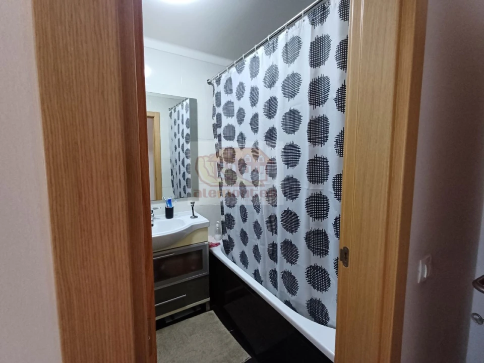 Apartamento T4 para Venda em Grândola e Santa Margarida da Serra Foto 12