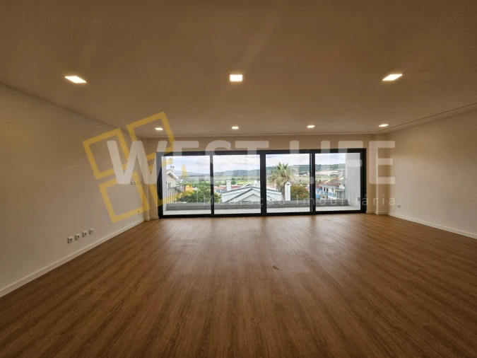 Moradia T5 para Venda em Loures Foto 4