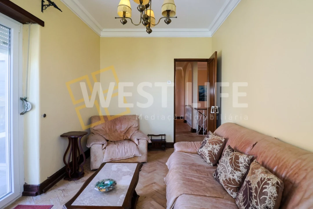 Moradia T5 para Venda em São Pedro da Cadeira Foto 19