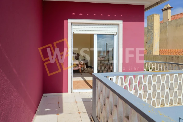 Moradia T5 para Venda em São Pedro da Cadeira Foto 29