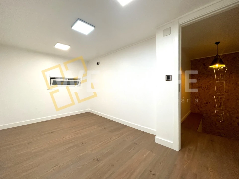 Armazém para Venda em Ericeira Foto 11