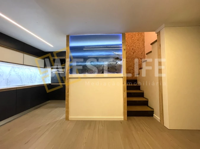 Armazém para Venda em Ericeira Foto 4