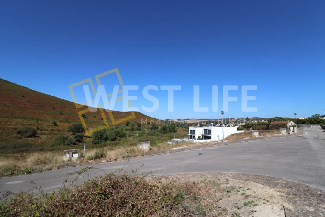 Terreno para Venda em Malveira e São Miguel de Alcainça Foto 1
