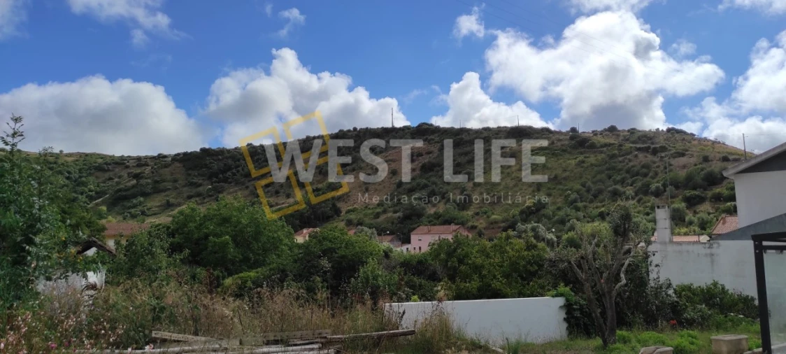 Armazém para Venda em Igreja Nova e Cheleiros Foto 7